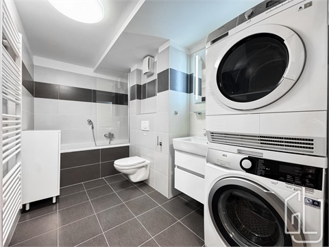 Prodej bytu 4kk, 141 m² 12