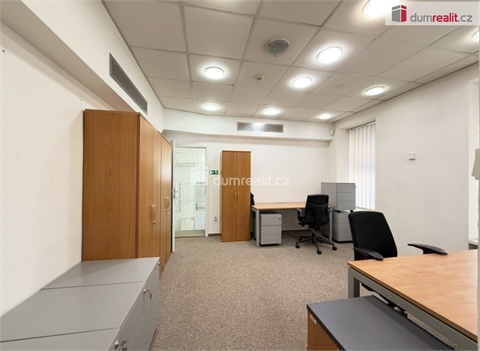 Pronájem kanceláře, 118 m² 12
