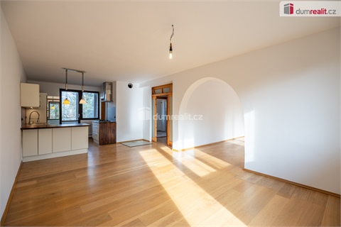 Prodej rodinného domu, 190 m² 12