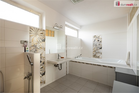 Prodej rodinného domu, 190 m² - 16