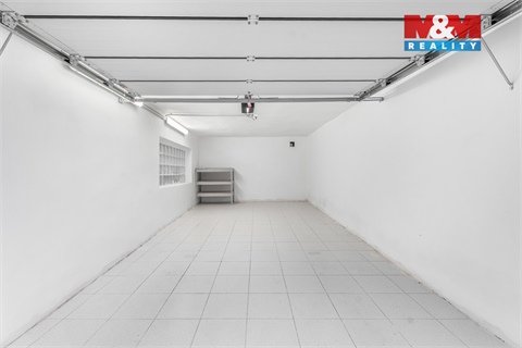 Prodej bytu 3kk, 72 m² 18
