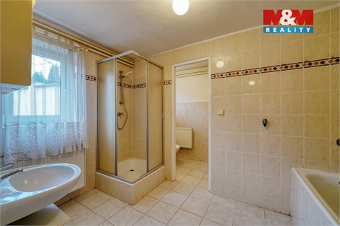 Prodej rodinného domu, 182 m² 12