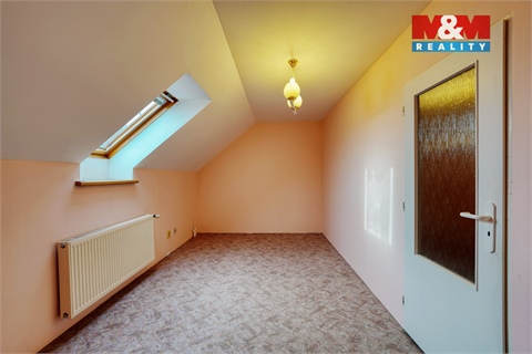 Prodej rodinného domu, 182 m² - 24