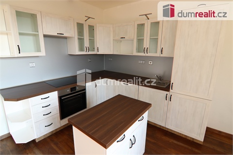 Pronájem bytu 3kk, 83 m² - 0