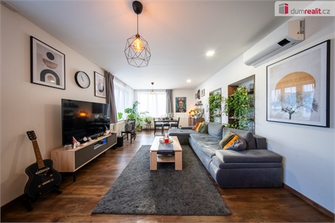 Pronájem bytu 3kk, 83 m² 0