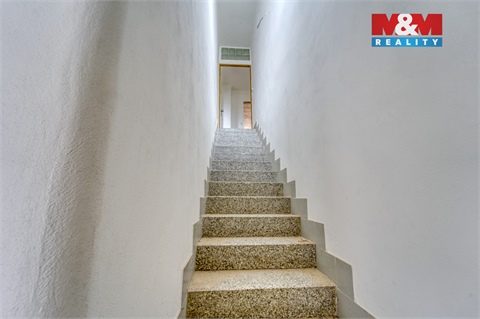 Prodej rodinného domu, 252 m² 12