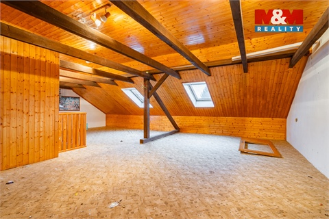 Prodej rodinného domu, 220 m² - 2