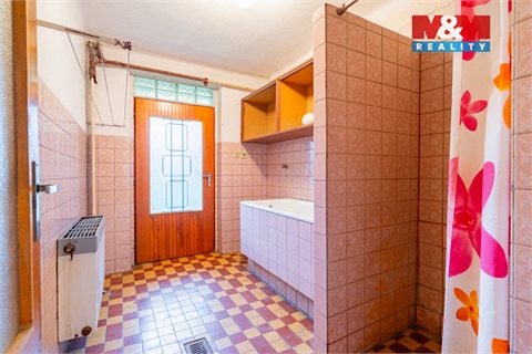 Prodej rodinného domu, 220 m² 18