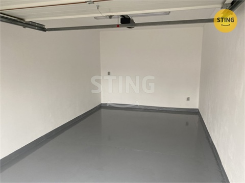 Pronájem garáže, 25 m² - 0