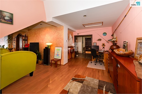 Prodej bytu 3kk, 151 m² 24