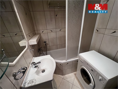 Pronájem bytu 3+1, 55 m² - 0