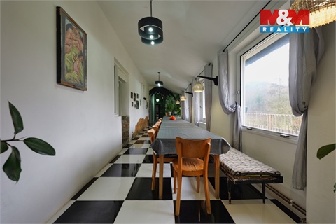 Prodej rodinného domu, 240 m² - 6