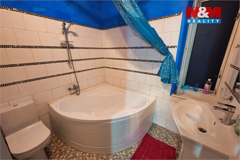 Prodej rodinného domu, 240 m² 22