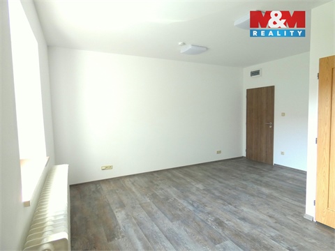 Pronájem bytu 1kk, 30 m² 4
