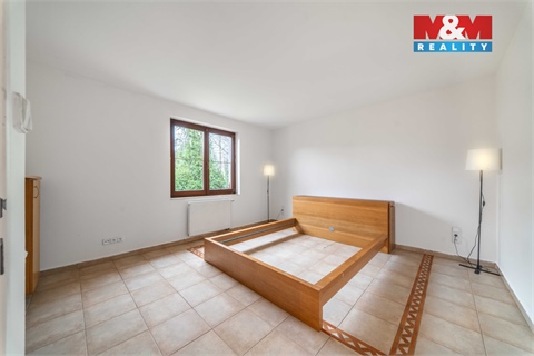 Prodej rodinného domu, 144 m² - 8