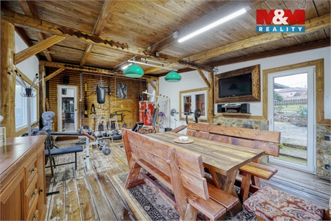 Prodej rodinného domu, 235 m² - 14