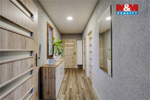 Prodej rodinného domu, 235 m² - 16