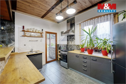 Prodej rodinného domu, 235 m² - 10