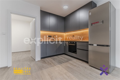 Pronájem bytu 1kk, 27 m² 2