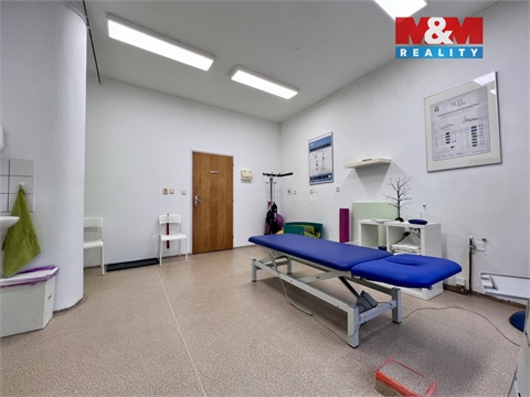 Pronájem obchodních prostor, 62 m² - 0