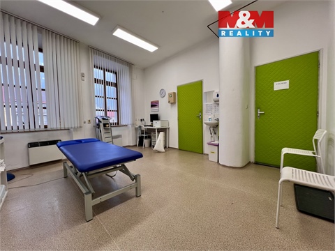 Pronájem obchodních prostor, 62 m² 0