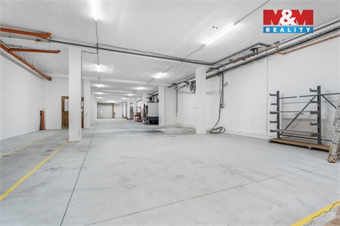 Pronájem obchodních prostor, 740 m² - 4
