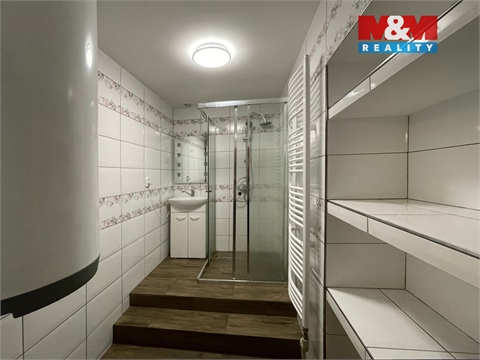 Prodej bytu 3+1, 90 m² - 12