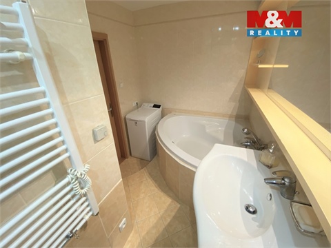 Pronájem bytu 3+1, 72 m² - 14