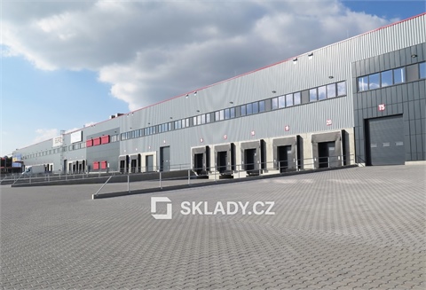 Pronájem skladu / haly, 5 800 m² 0
