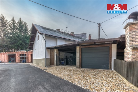 Prodej rodinného domu, 200 m² - 12