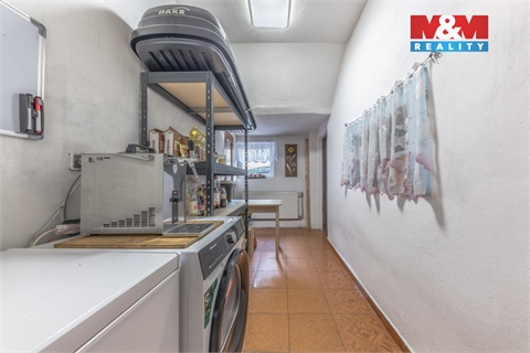 Prodej rodinného domu, 200 m² 12