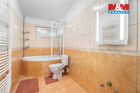 Prodej rodinného domu, 115 m² 24