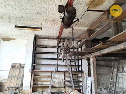 Prodej rodinného domu, 350 m² - 8