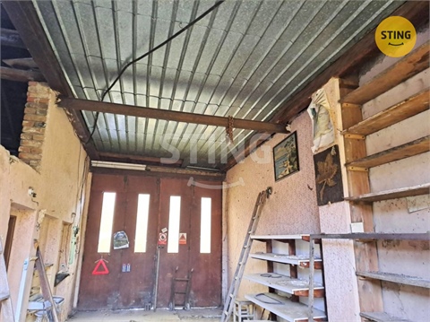 Prodej rodinného domu, 350 m² 10