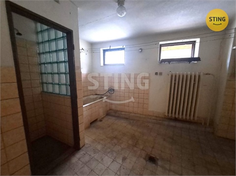 Prodej rodinného domu, 350 m² 8