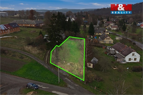 Prodej stavebního pozemku, 1 389 m² 2