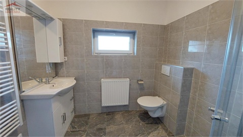 Pronájem bytu 2kk, 39 m² - 2