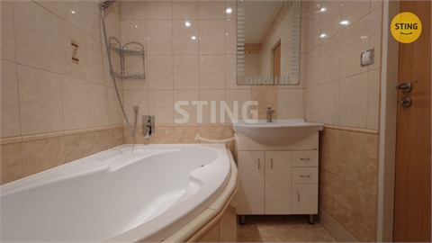 Pronájem bytu 3+1, 64 m² 2