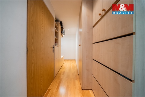 Prodej bytu 3kk, 49 m² 16