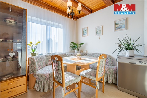 Prodej rodinného domu, 280 m² - 10