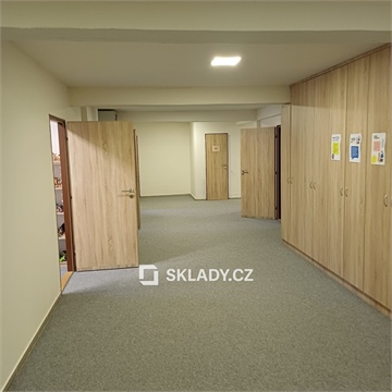 Pronájem kanceláře, 275 m² - 4