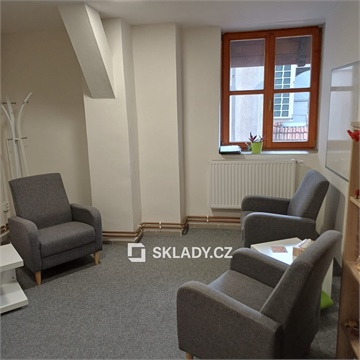 Pronájem kanceláře, 275 m² 2