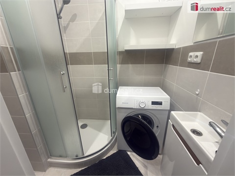 Pronájem bytu 1+1, 34 m² 2