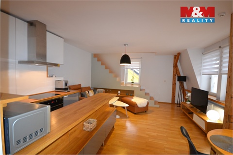 Pronájem bytu 2kk, 66 m² 8