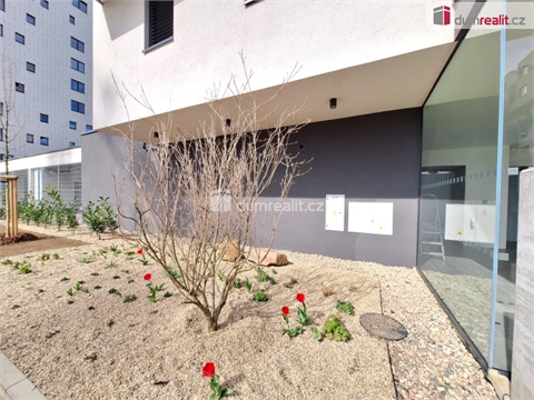 Pronájem garáže, 12 m² 2