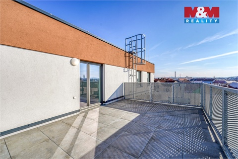 Pronájem bytu 3kk, 96 m² 10