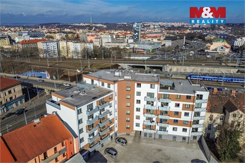 Pronájem bytu 3kk, 96 m² 26