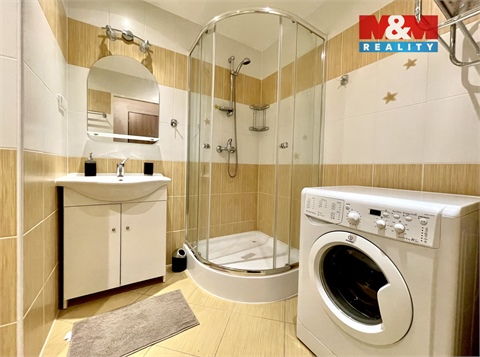 Pronájem bytu 1+1, 39 m² 2