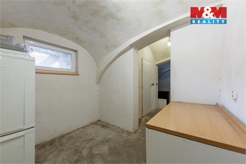 Prodej rodinného domu, 232 m² - 6