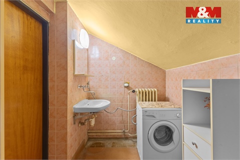 Prodej rodinného domu, 184 m² 16